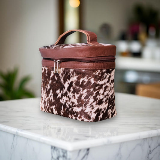 Cowhide Makeup Travel Case – Stylish Makeup & Brush Organizer for Women