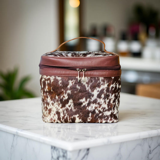 Cowhide Makeup Travel Case – Stylish Makeup & Brush Organizer for Women